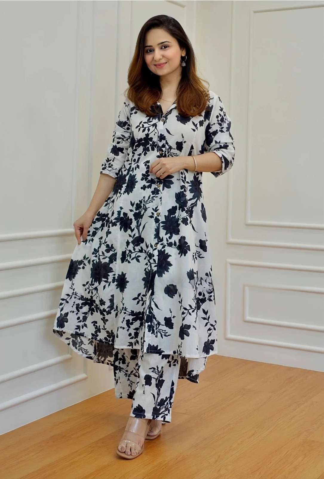 Elegant Black & White Floral Cotton Kurti Pant Set preview